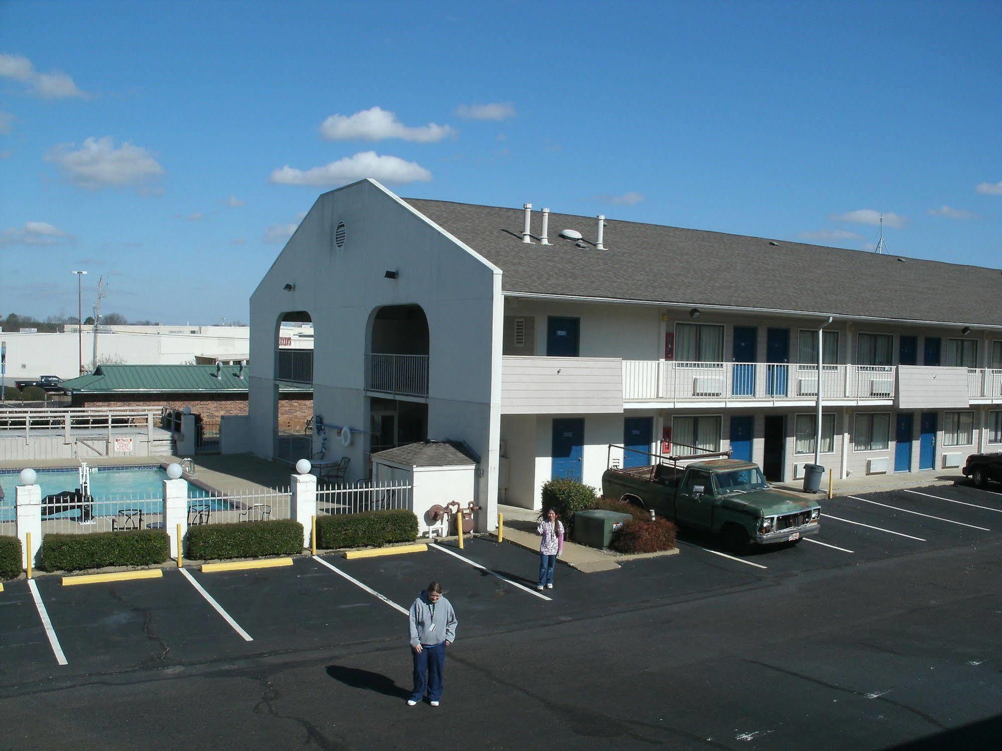 Motel 6 Millington Tn Exterior foto