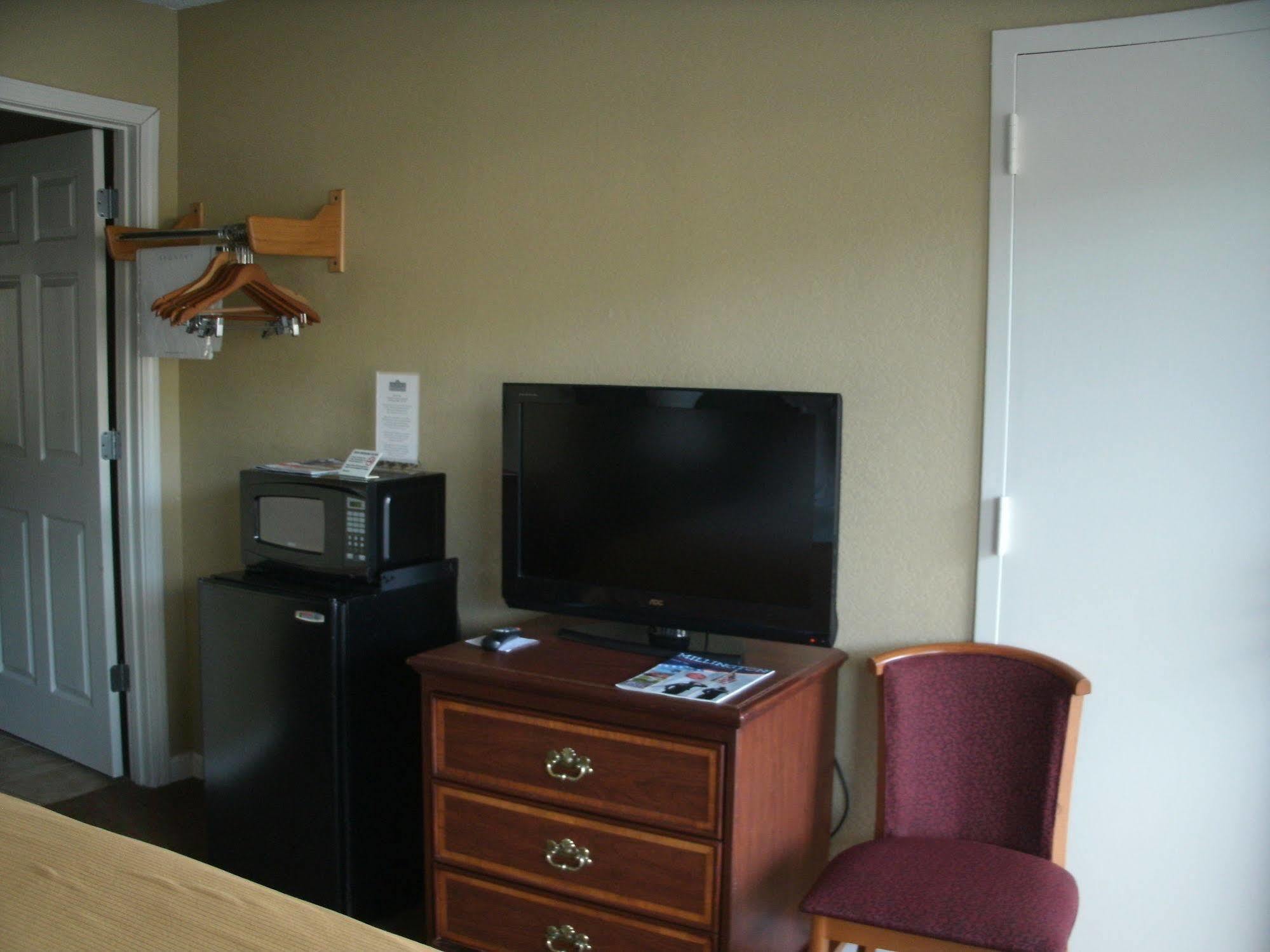 Motel 6 Millington Tn Exterior foto